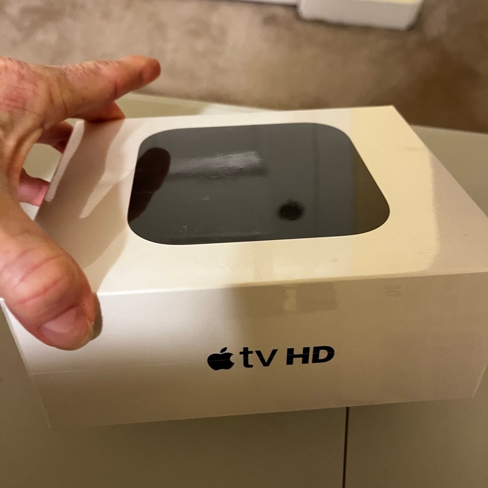 Apple TV HD 32gb (Unopened!)